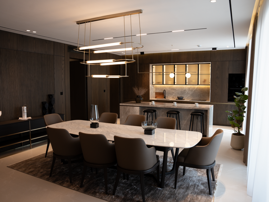 Meridian Park · High-floor Duplex property